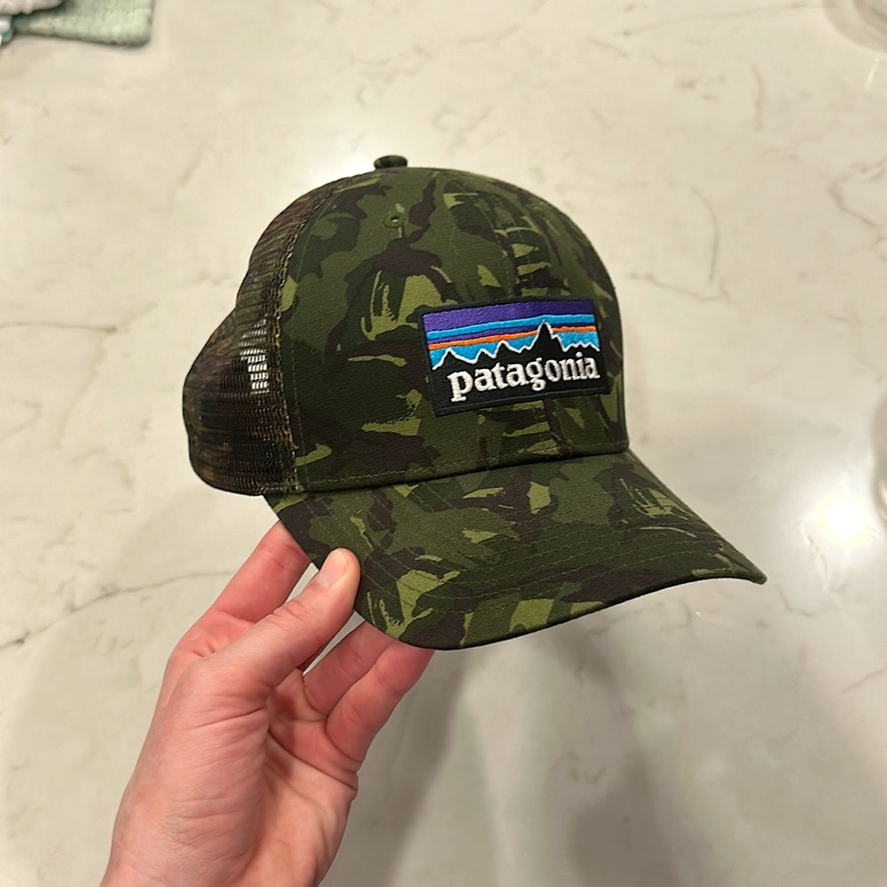 Women’s Patagonia Trucker hat O/S